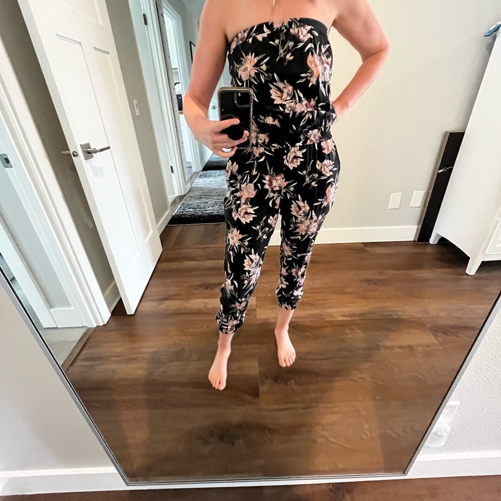 Aritzia strapless romper
